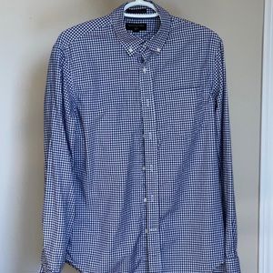 Banana Republic Untucked Gingham Long-Sleeve